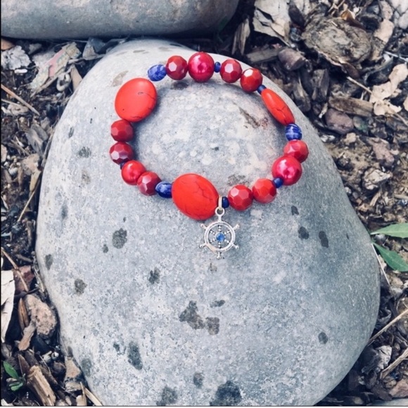 Ocean charm bracelet - Picture 1 of 2